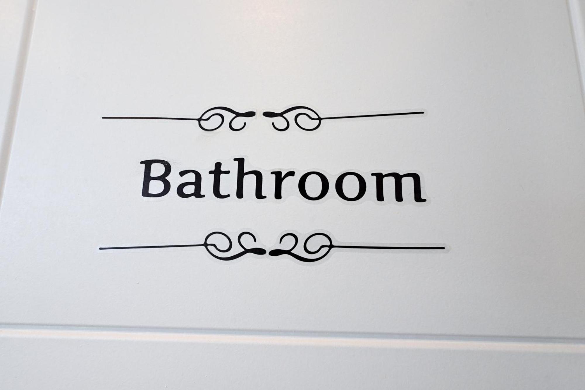 1 Bedroom Flat In Wood Green Piccadilly Line Лондон Экстерьер фото
